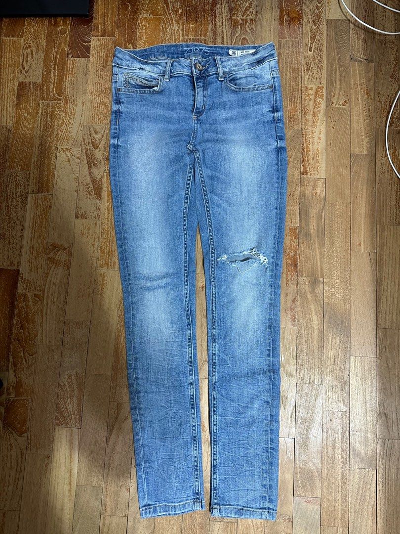 Zara Denim Mid Rise Skinny Jeans, Women'S Fashion, Bottoms, Jeans &  Leggings On Carousell