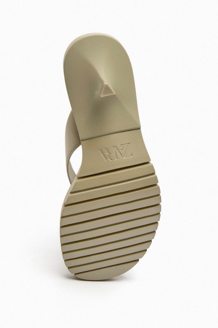ZARA toe thong mid heeled sandals on Carousell