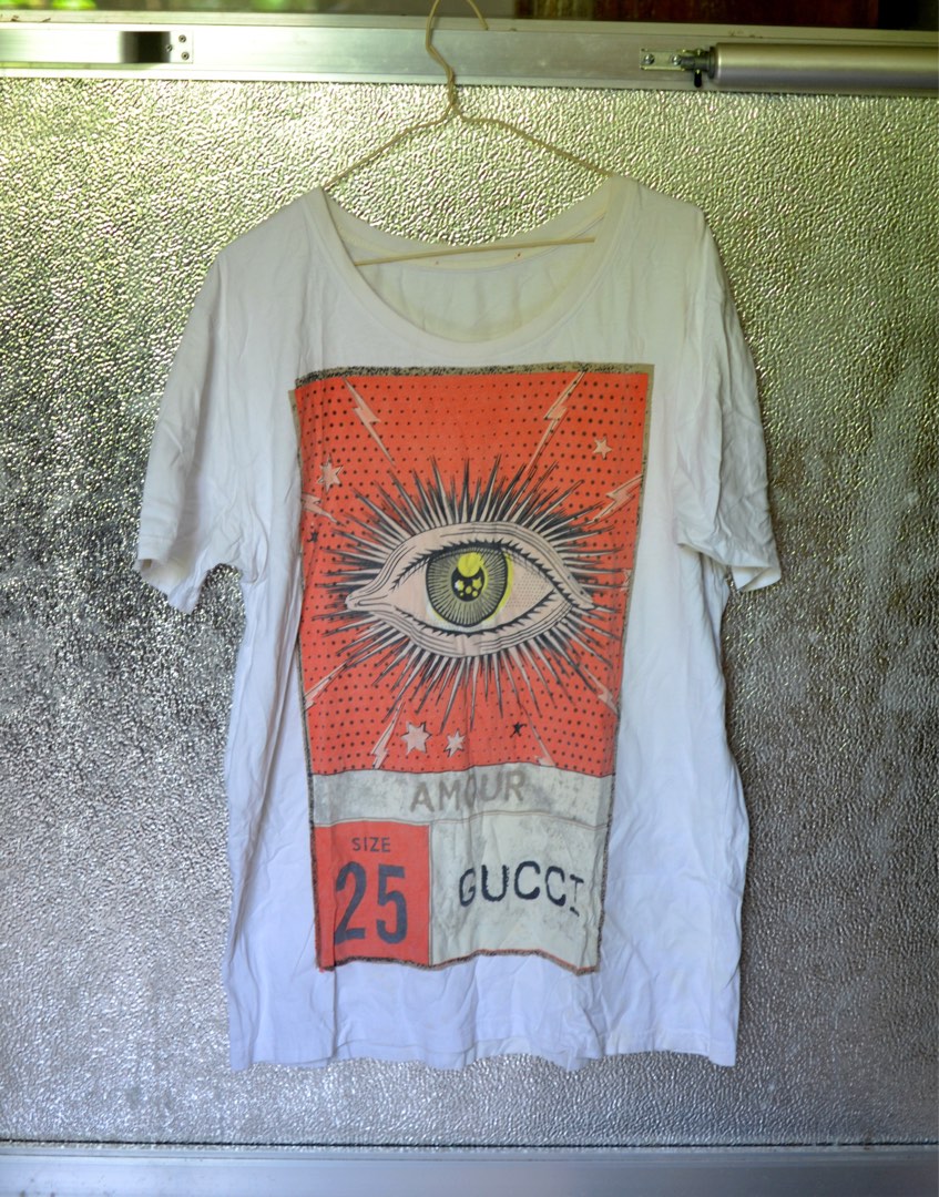 Gucci amour eye t shirt cheap