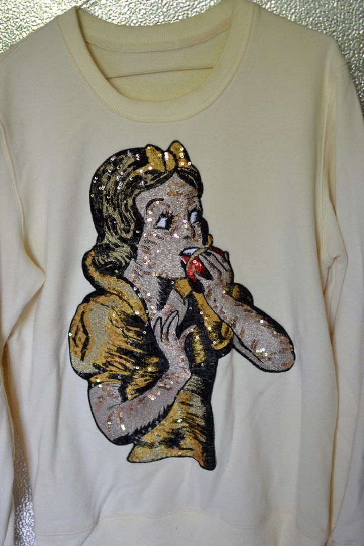 Gucci snow white sweater shop