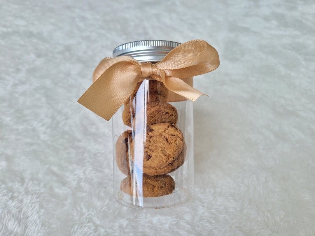 Cookie Gift Box – Classic Chocolate Chip Cookies – Seven Grams Caffé