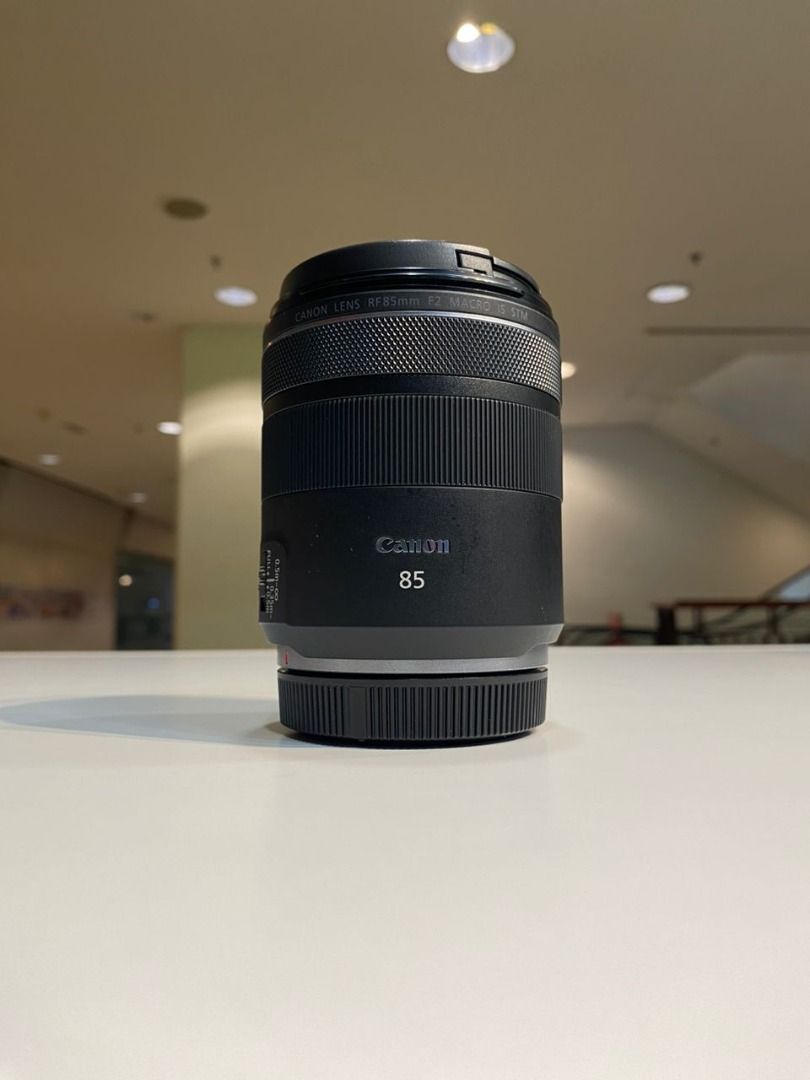 85mm f2 RF Macro IS STM canon, Photography, Lens & Kits on Carousell