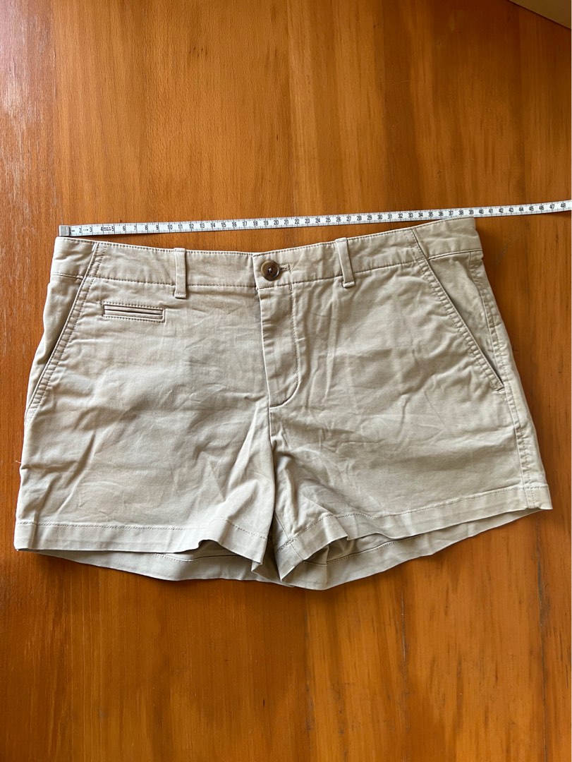 Gap womens clearance chino shorts