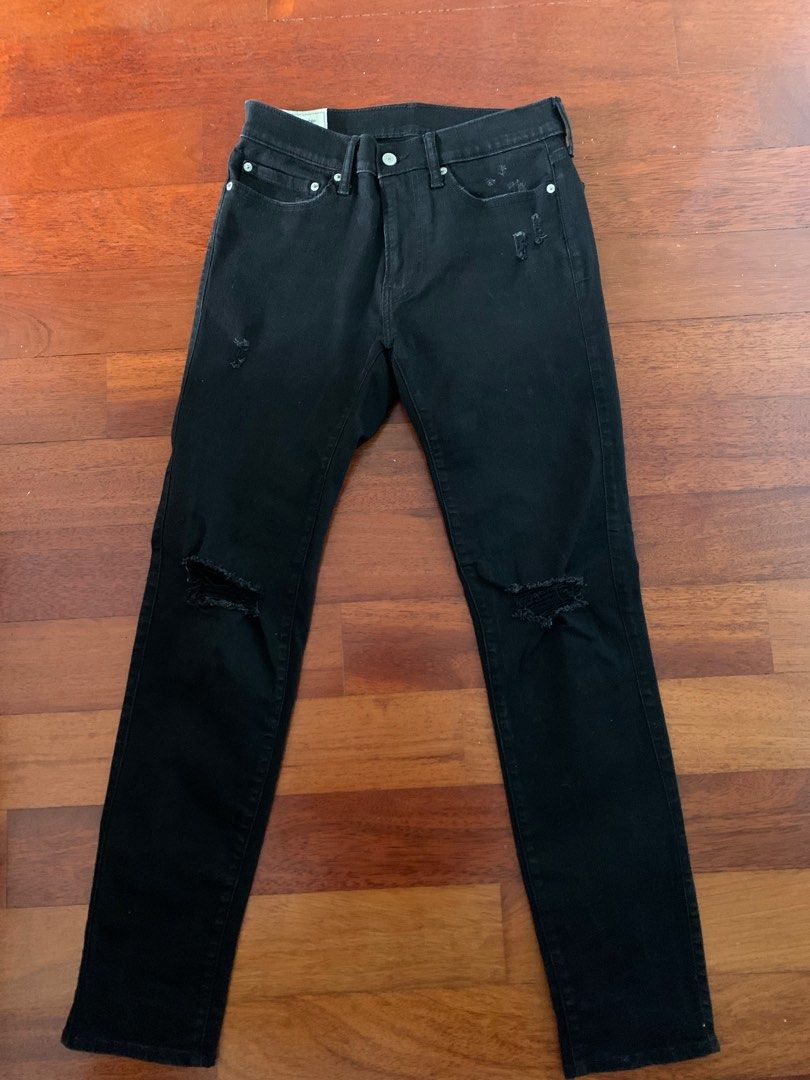 Abercrombie black ripped jeans deals