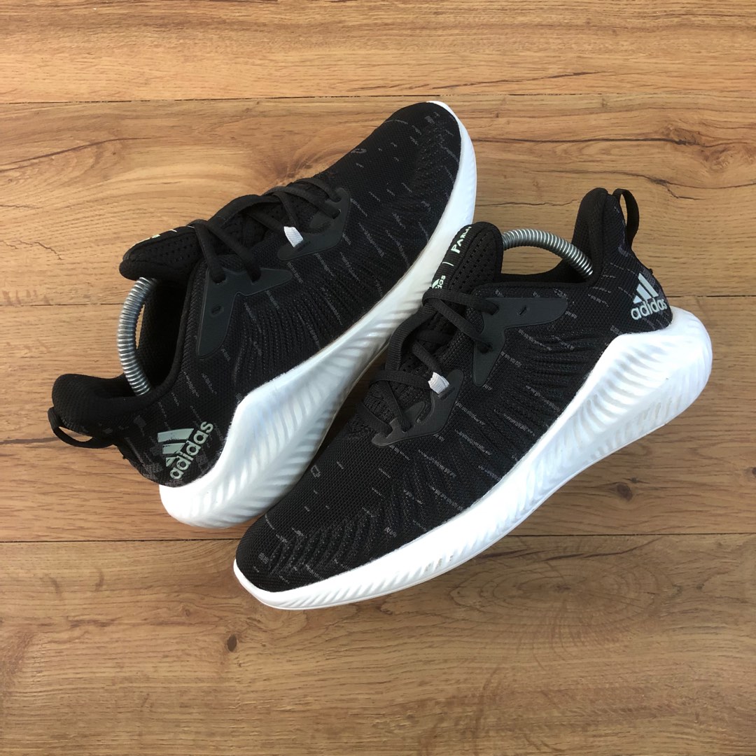 Adidas alphabounce parley top  black/white