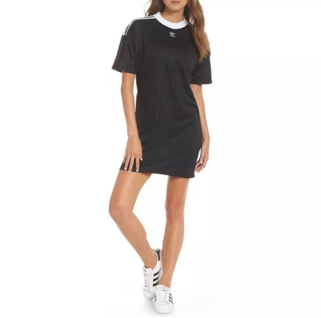 Adidas original on sale trefoil dress