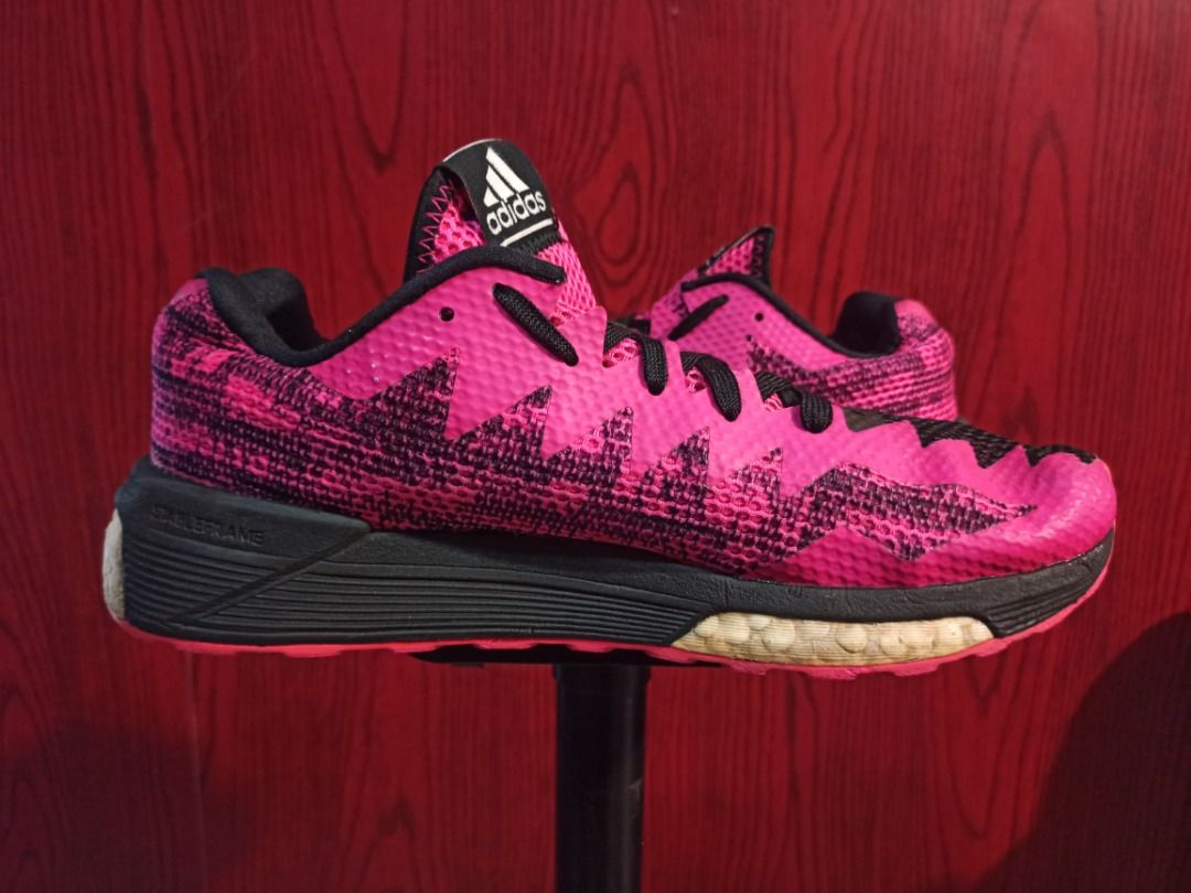 Adidas vengeful w discount
