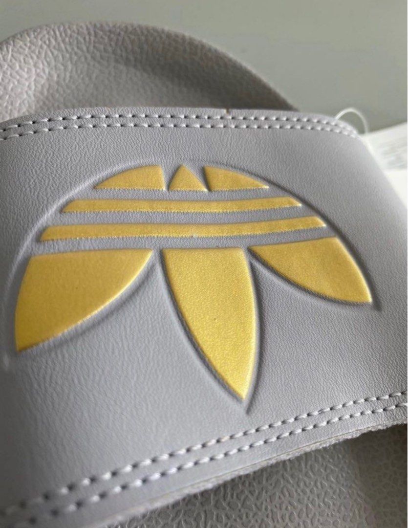 ADIDAS Women s Adilette Slides Slippers in Glory Grey Gold UK 4