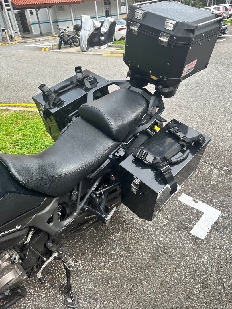 AFRICA TWIN TUSK PANNIER RACK BOX Motorcycles Motorcycle