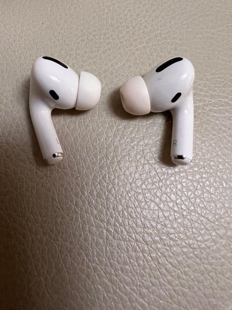 Apple Airpods 1 Left only 左耳, 音響器材, 耳機- Carousell