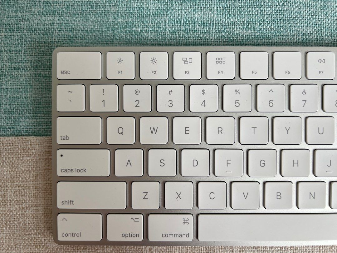 Clavier Apple A1644 Magic Keyboard 2