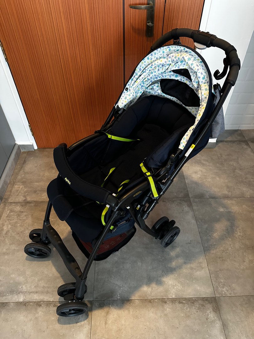 Aprica karoon plus stroller Babies Kids Going Out Strollers