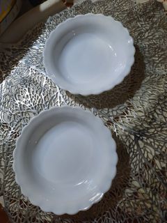 Arcopal shallow bowl 5"