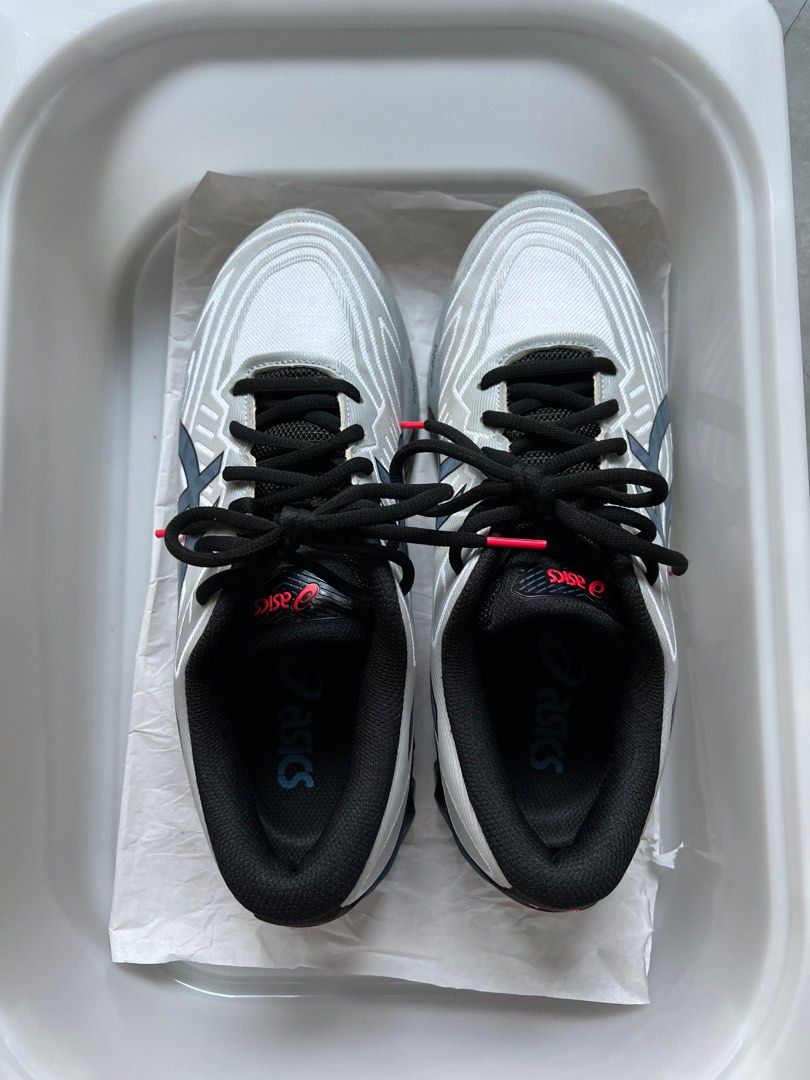 Asics nimbus x quantum online