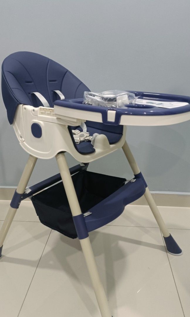Giggles essex high chair sales