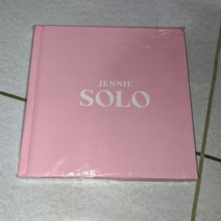 Blackpink JENNIE - SOLO (unsealed)