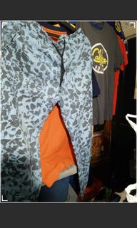 (Category: ) located in . Submitted by mysteriousjohnny (Listing ID 1250916684, Image 1). Description: .
