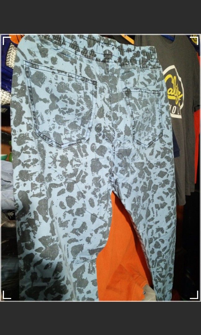 Camouflage blue pants by Oxygen (Category: Jeans) located in Manila. Submitted by mysteriousjohnny (Listing ID 1250916684, Image 3). Description: blue camouflage pants by oxygen size 34 inches width/waist length 40 inches from top to bottom condition 9/10 price 500 php cal or text me at 09690249150 john.