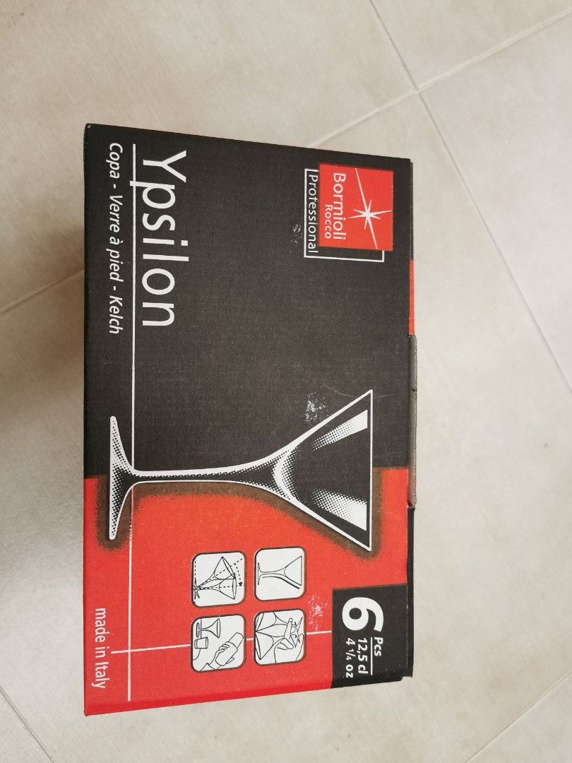 Bormioli Rocco Ypsilon Martini cocktail glasses, Furniture & Home