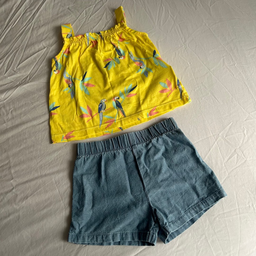 Carters store girls shorts