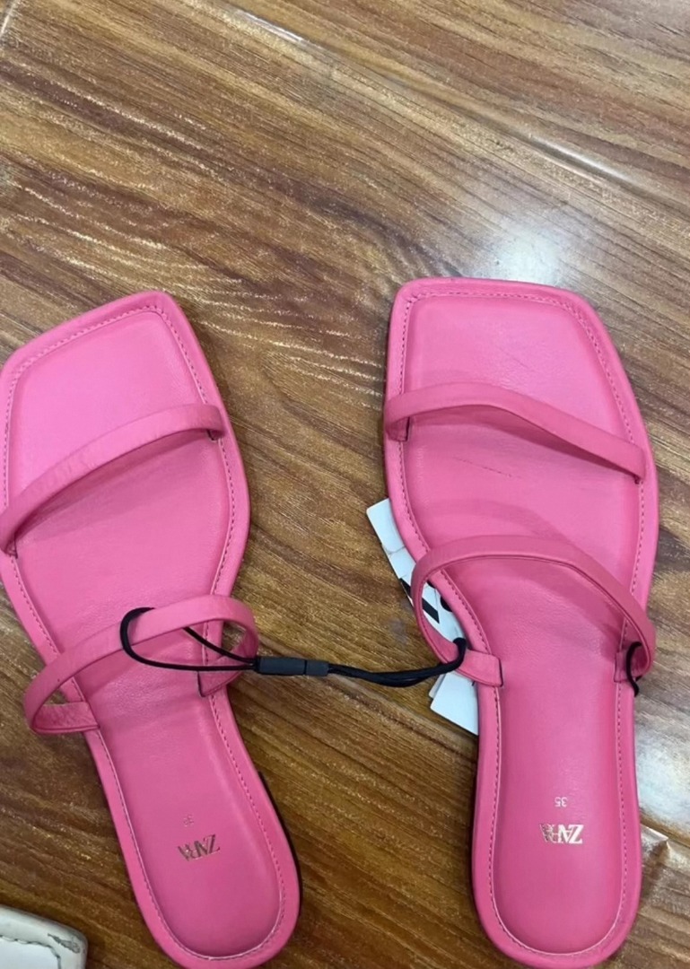 Brand outlet pink sandals