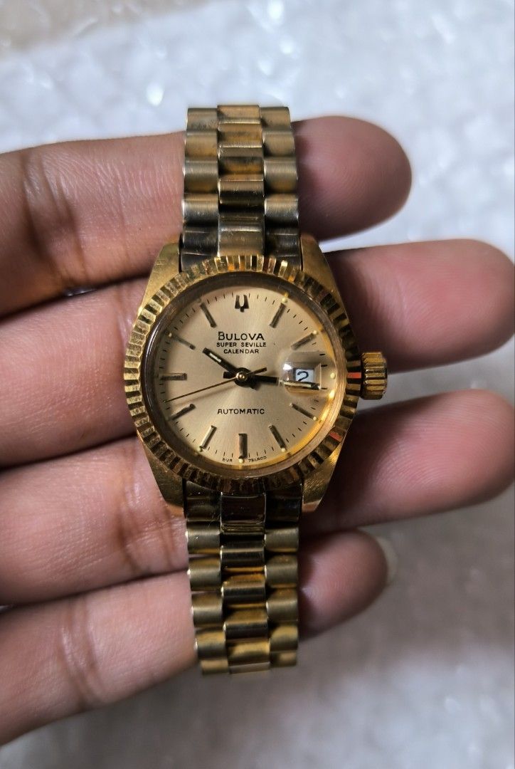 Bulova super seville calendar quartz best sale