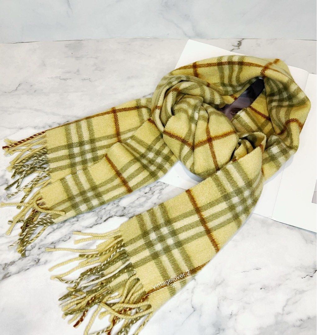 Cream burberry discount scarf