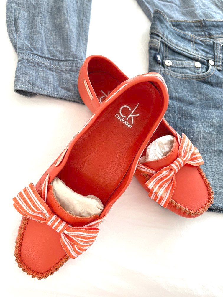 Calvin klein top red flats