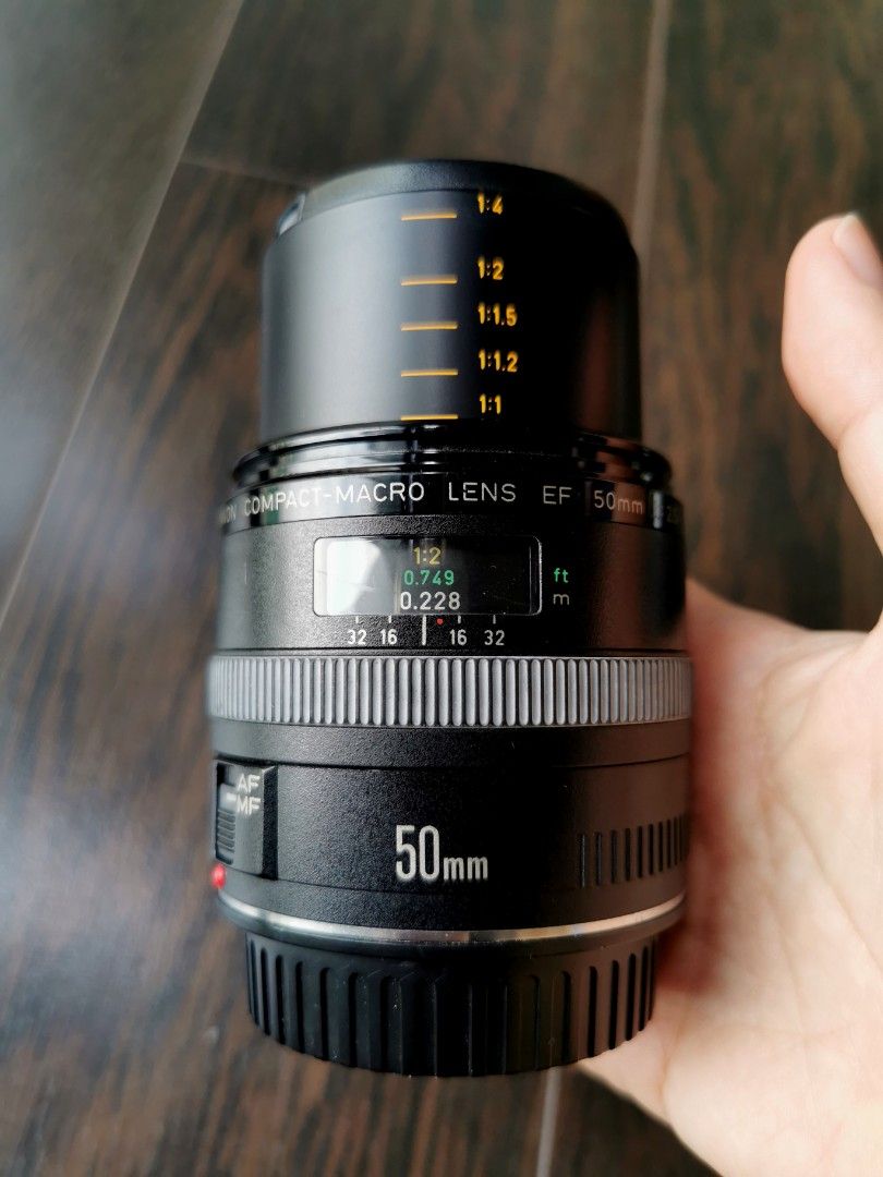 canon 50mm f2 5 macro