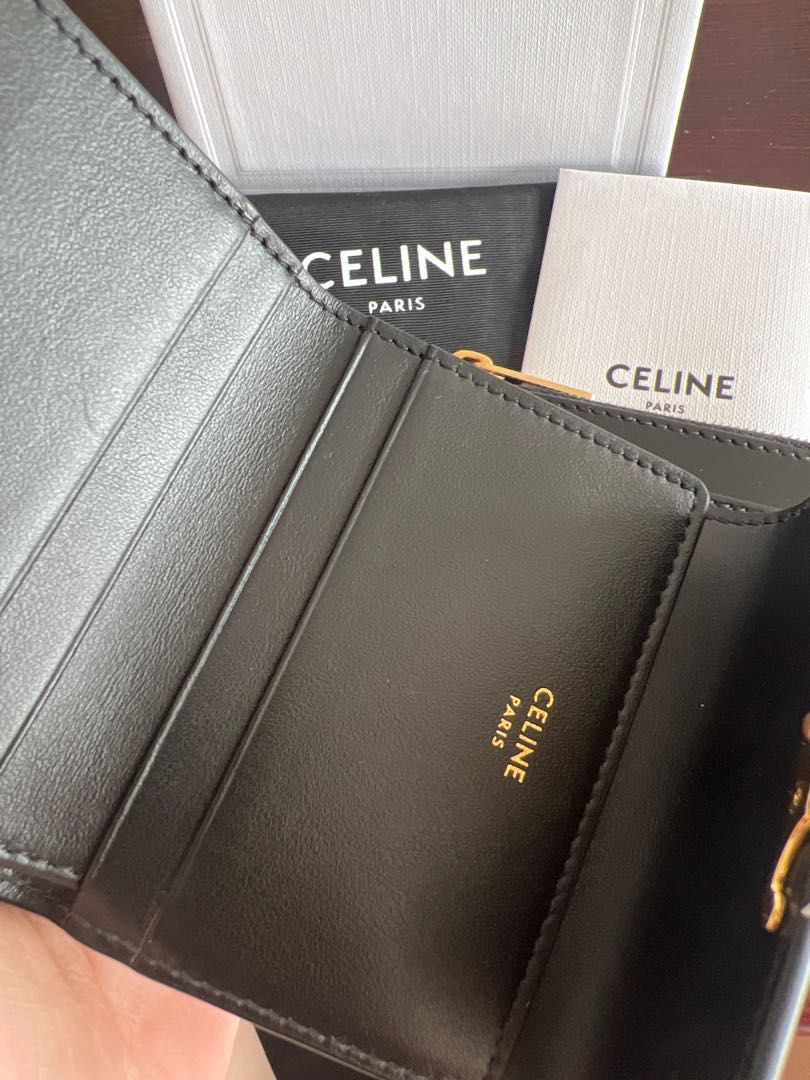 Celine - Compact Wallet Triomphe in Shiny Calfskin Black for Women - 24S