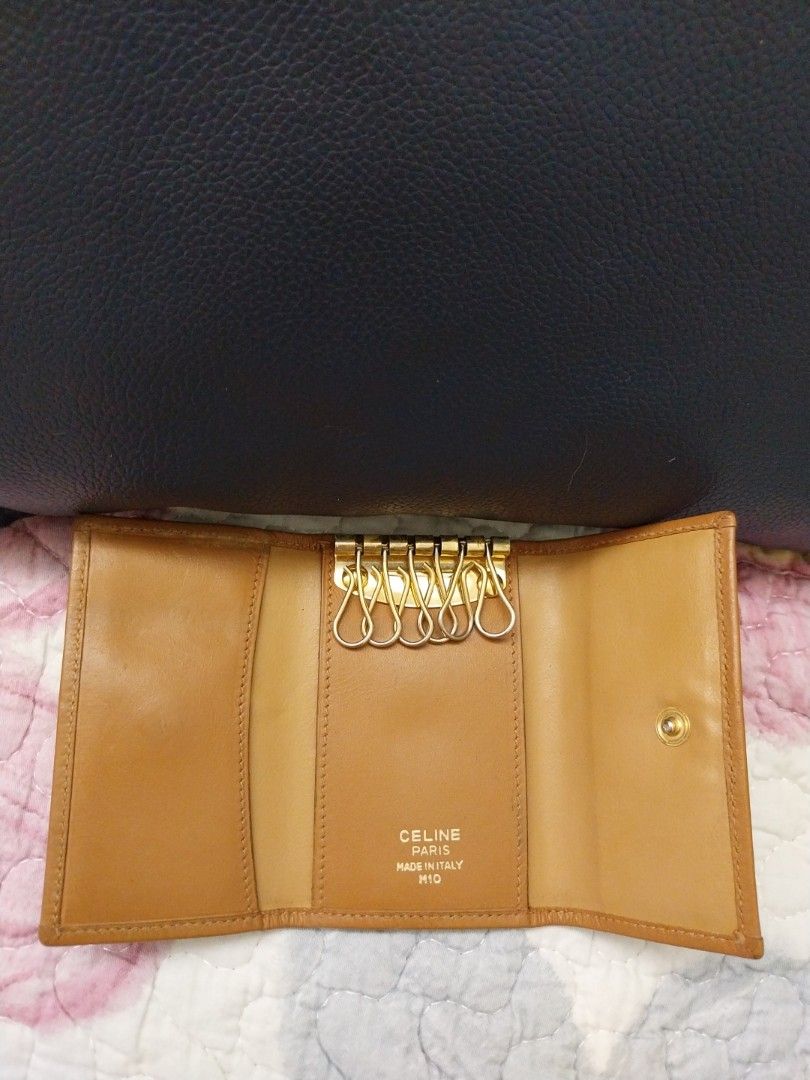 Celine vintage keycase, 女裝, 手袋及銀包, 銀包、卡片套- Carousell