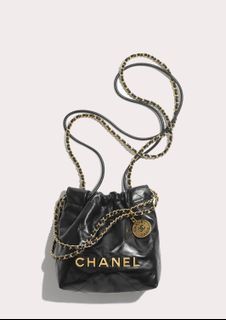 1,000+ affordable chanel handbag For Sale