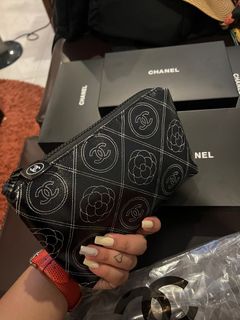 (Category: ) located in . Submitted by thebag_stop (Listing ID 1251107964, Image 1). Description: .