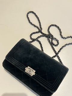 Celine new Wallet on chain 🔥, Luxury, Bags & Wallets on Carousell