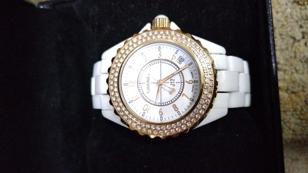 Swatch store diamond watch