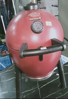 CHAR-GRILLER GRILLS & SMOKER. AKORN
