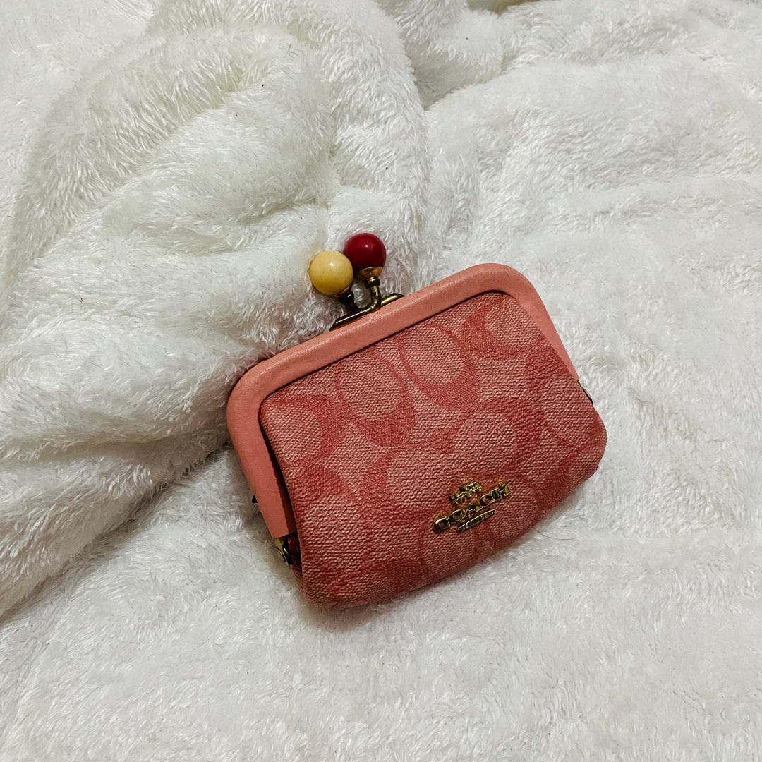 coach vintage kisslock coin purse wallet, Women's Fashion, Bags & Wallets,  Purses & Pouches on Carousell