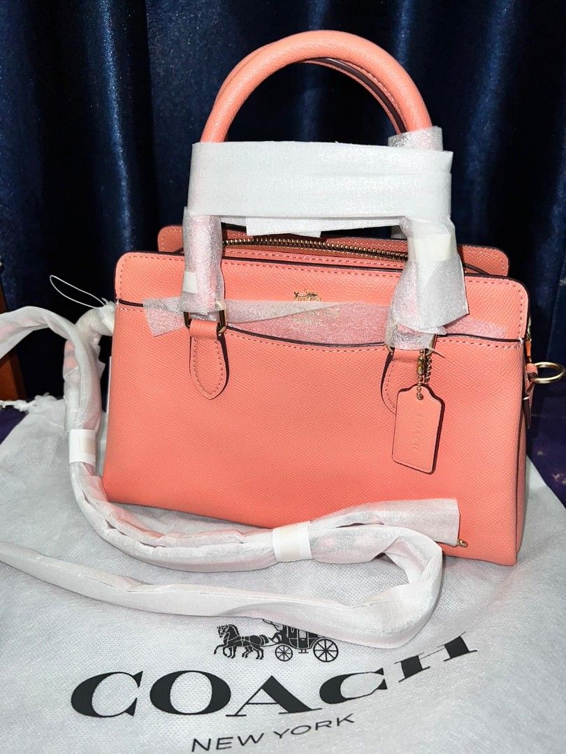 Coach Crossgrain leather bag, Women's Fashion, Bags Wallets