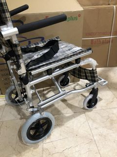 Compact (Travel wheelchair)