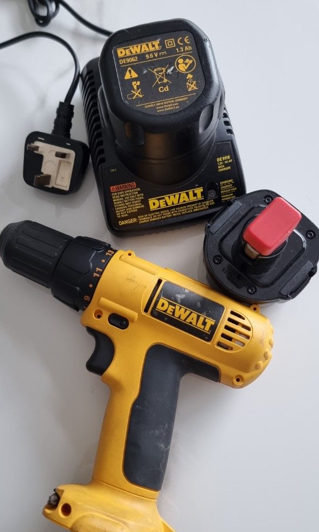 Dewalt 9.6 shop v cordless drill