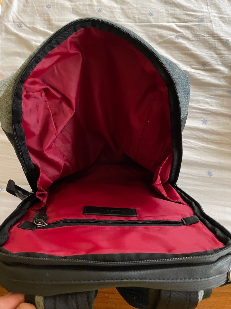 Diesel backpack (Category: Backpacks) located in Aparri. Submitted by bino23 (Listing ID 1251109297, Image 3). Description: .