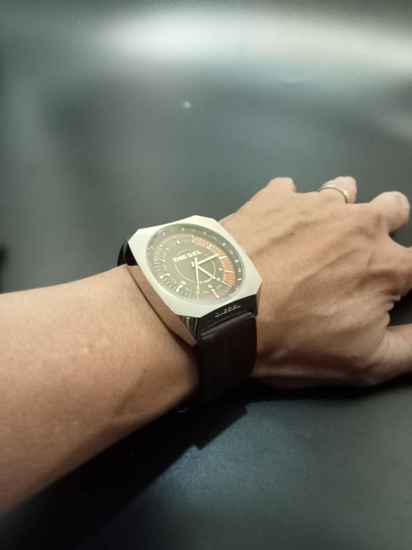 Heavy duty deals wrist watch