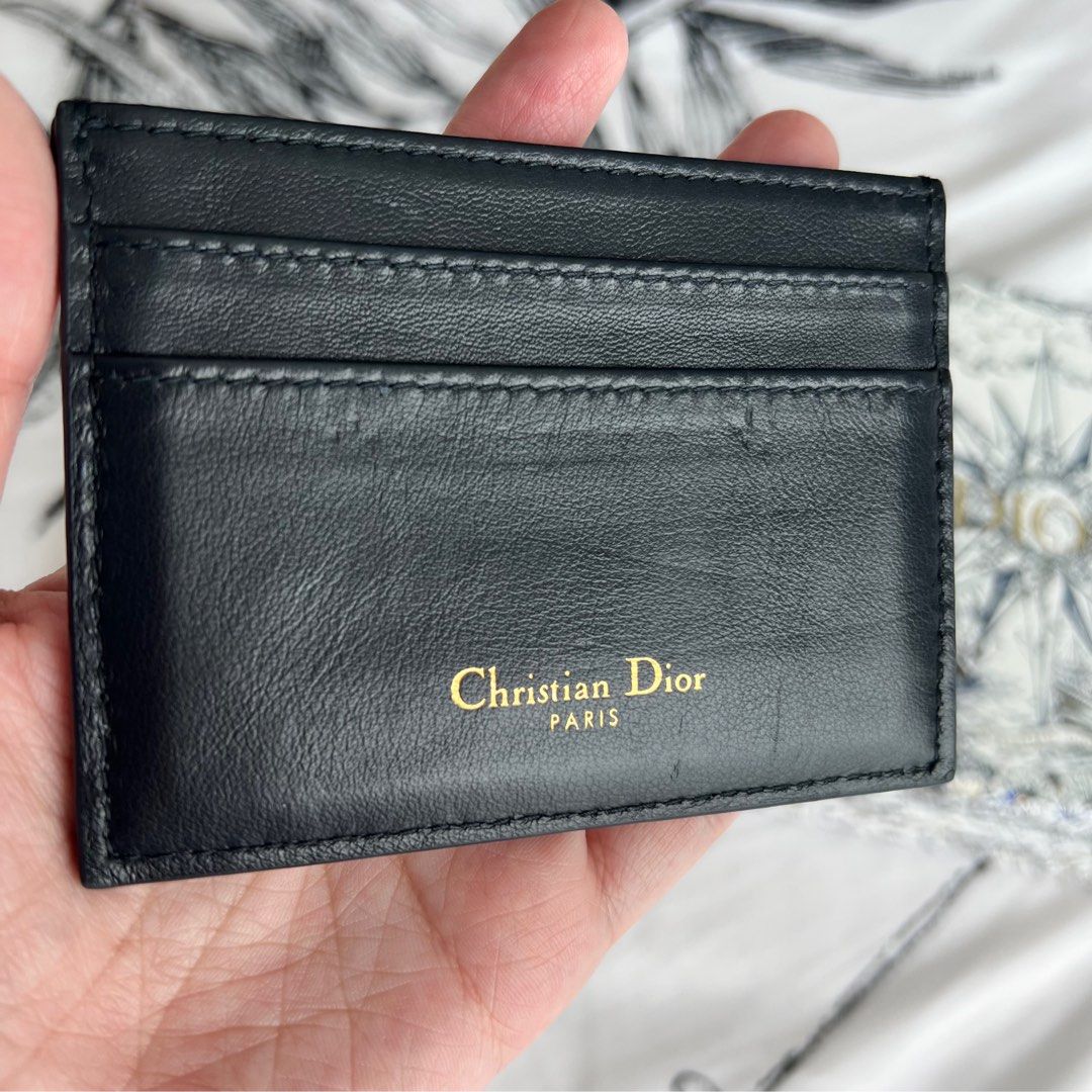 DIOR 30 Montaigne S Cardholder (Category: Luxury Bags & Wallets) located in San Juan City. Submitted by coveted87 (Listing ID 1251113827, Image 3). Description: -guaranteed authentic -comes with dustbag, box and receipt -with minor scratches due to use -bought from Dior Greenbelt last May 2022 -bpi/gcash -grab/lbc from san juan mmla.