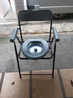 Economy Commode Adult