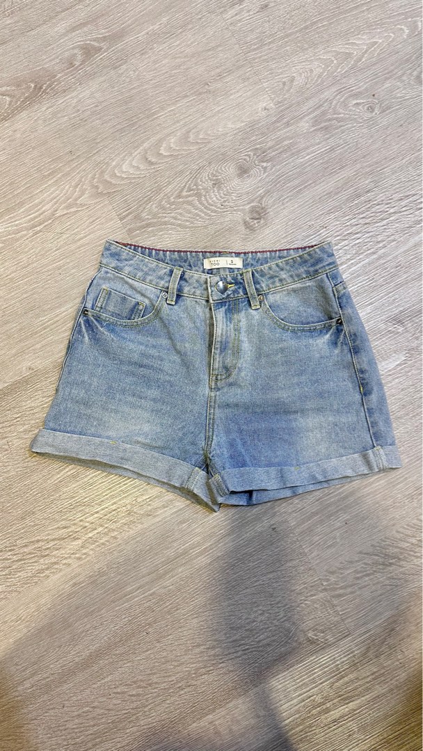 EICHI TOO Jeans Shorts, Women's Fashion, Bottoms, Shorts on Carousell