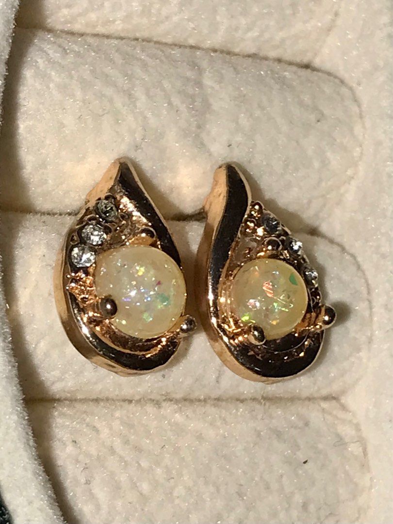 Faux opal rose gold sparkly earstuds small earrings Women s Fashion Jewelry Organisers Earrings on Carousell
