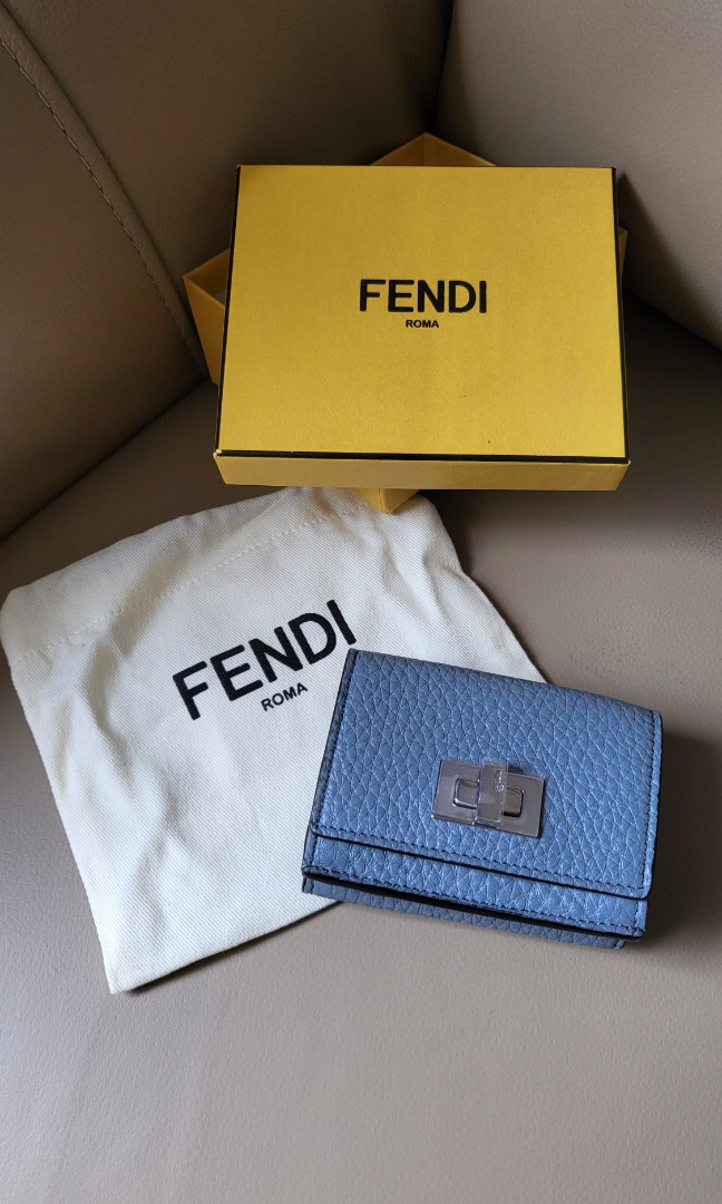 Fendi Wallet, 女裝, 手袋及銀包, 銀包、卡片套- Carousell