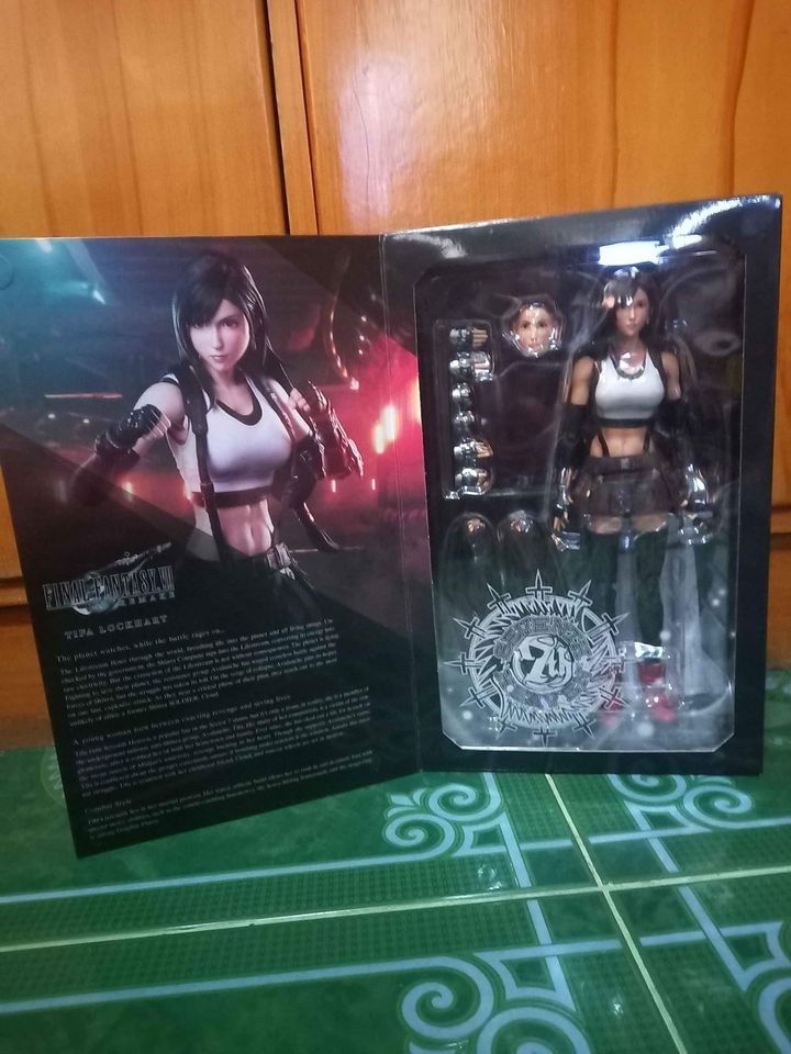 Final Fantasy 7 Remake Play Arts Kai Tifa (Category: Figurines & Statues) located in Manila. Submitted by hikari9 (Listing ID 1251266528, Image 1). Description: For sale FF7 Remake PAK Tifa Lockhart For 5000 fix price no swap and trade..