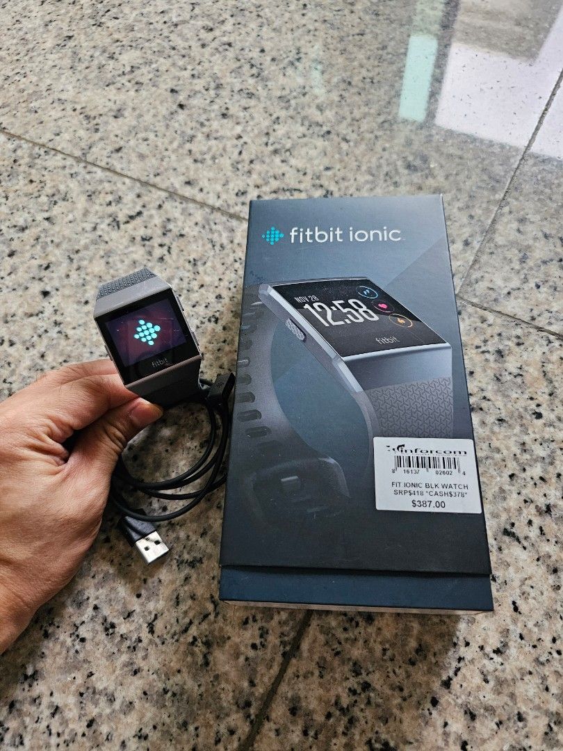 Fitbit ionic box hotsell