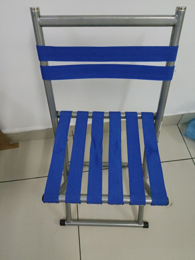 FOLDING CHAIR MR DIY LIKE NEW GOOD CONDITION, Furniture & Home Living,  Furniture, Chairs on Carousell